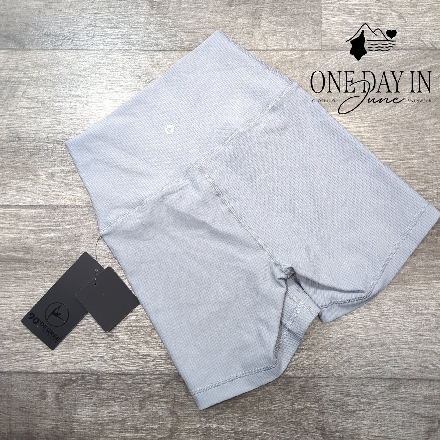 90 Degree Yoga Shorts Size XS