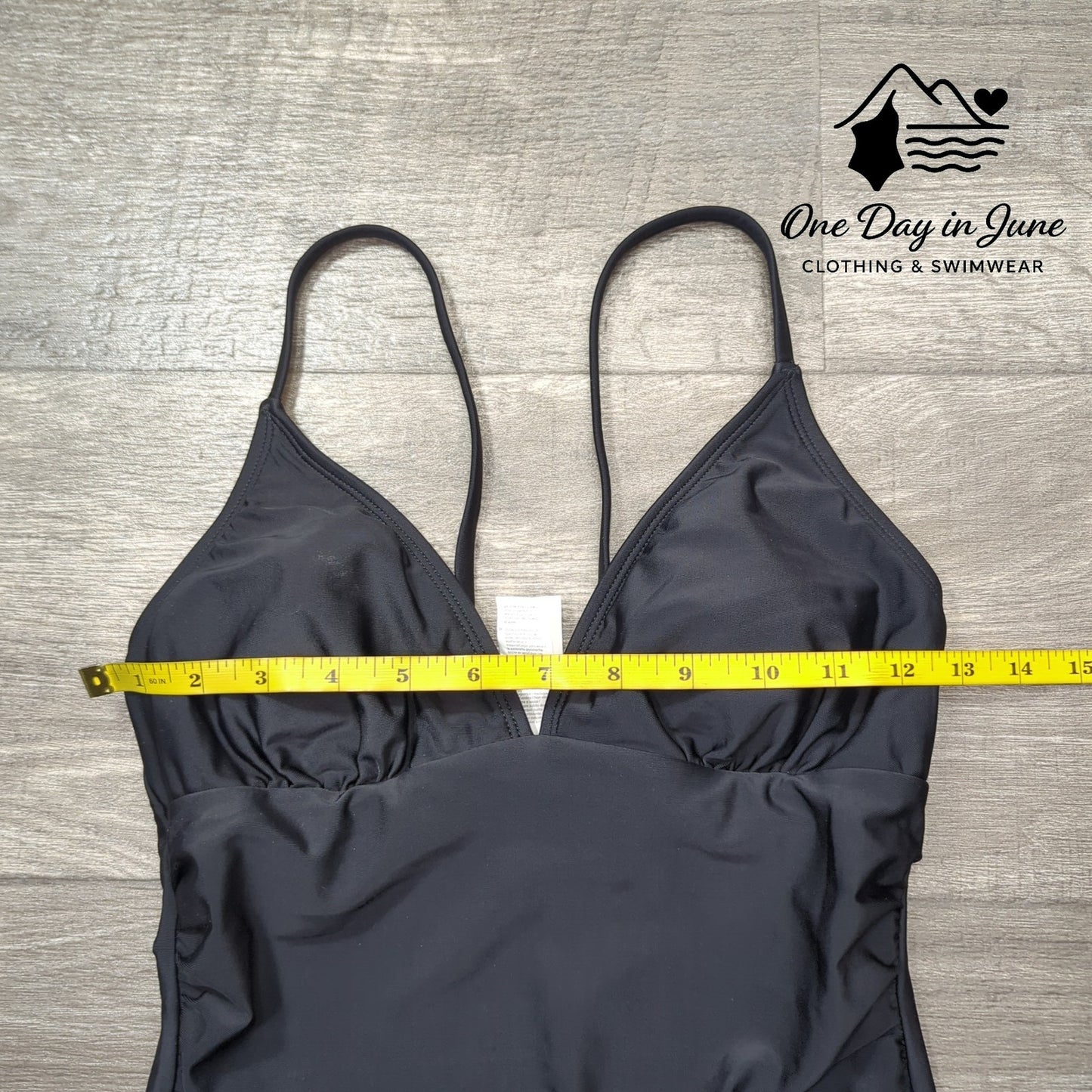 Cupshe V Neck Tummy Control One Piece Swimsuit Size S