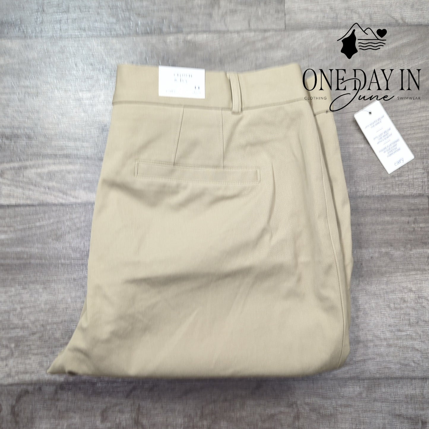 Crown & Ivy Cary Flat Front Pants Size 14 Short