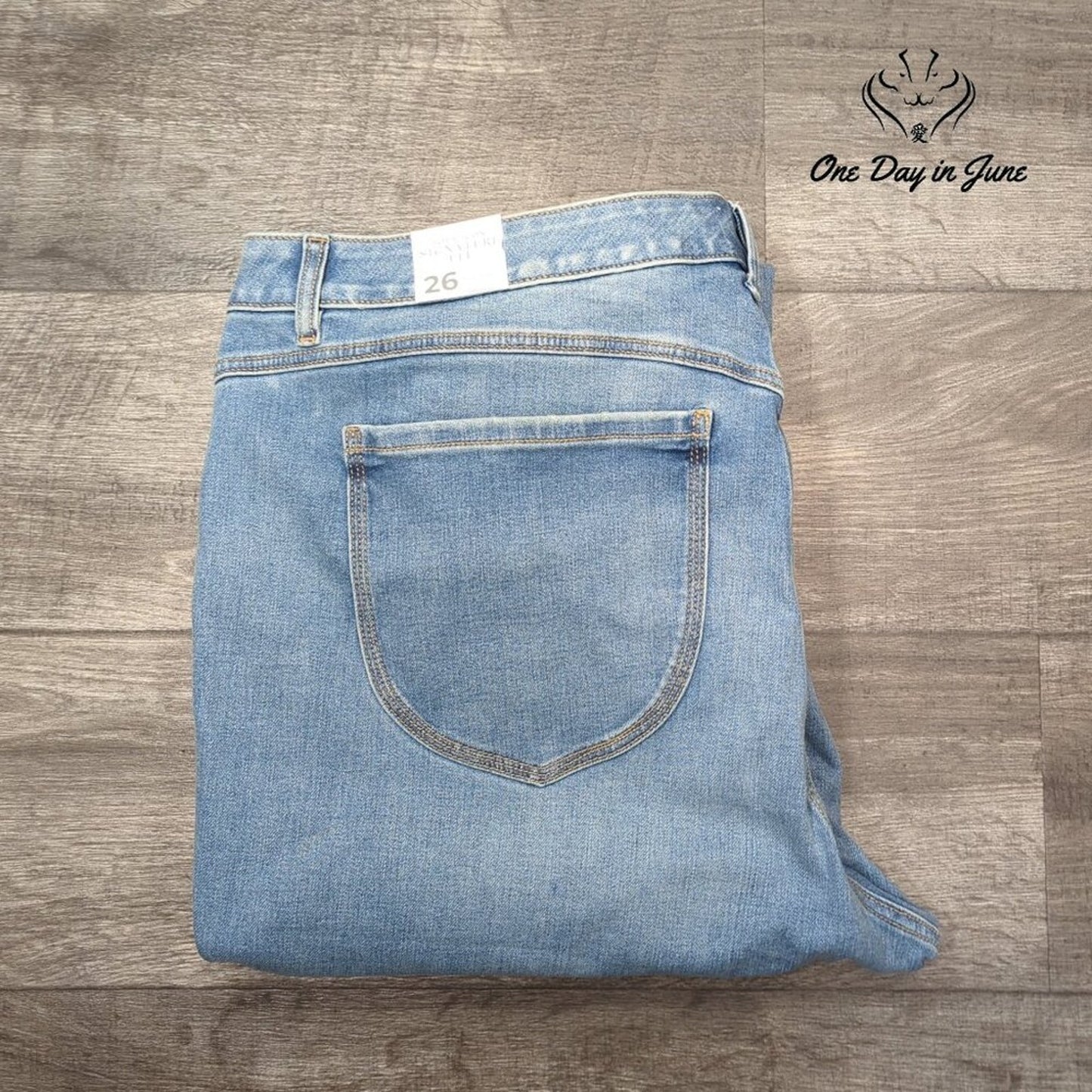 Lane Bryant Body Icon Signature Fit Mid Rise Jeans Size 26