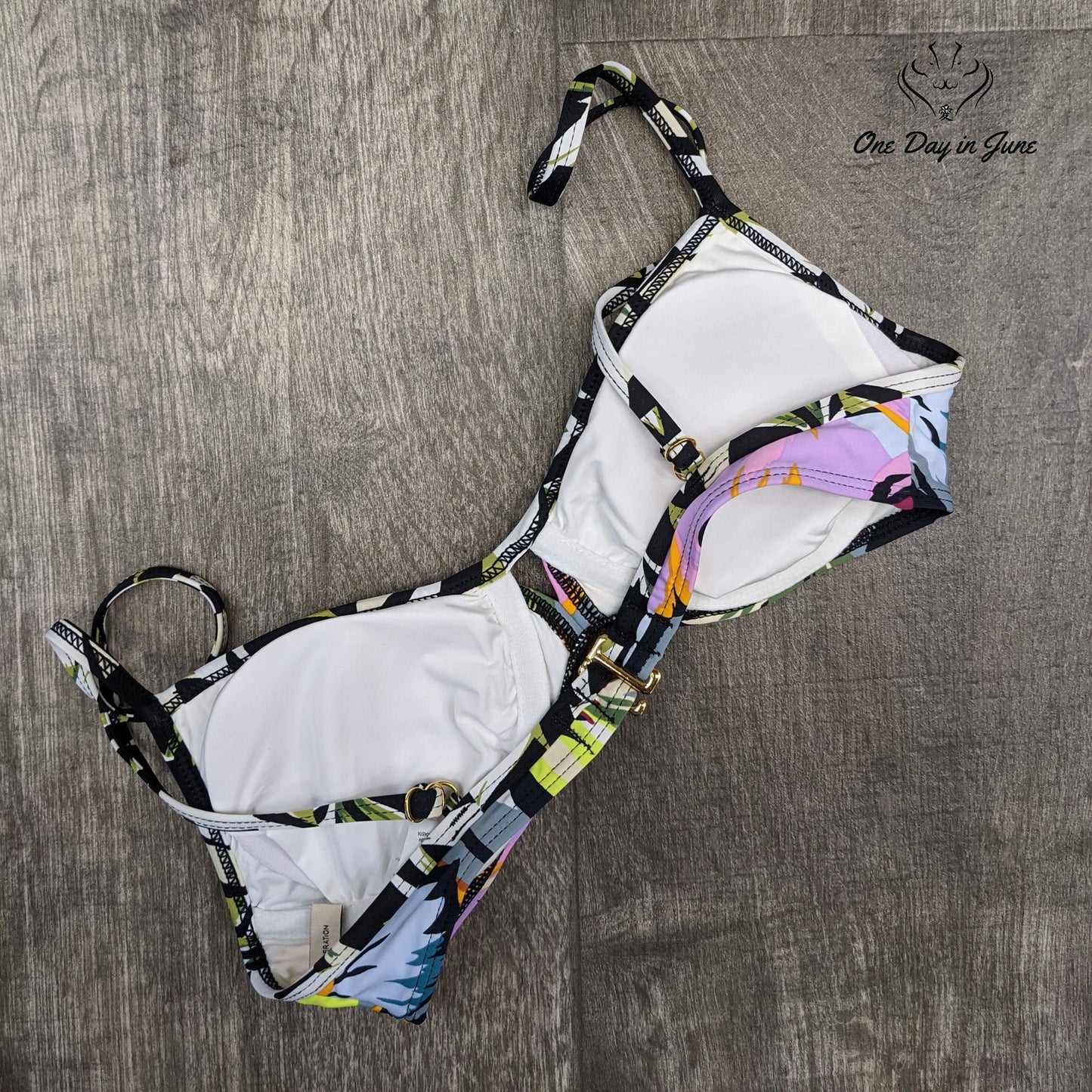BCBGeneration Underwire Bikini Top Swimsuit Size XXS