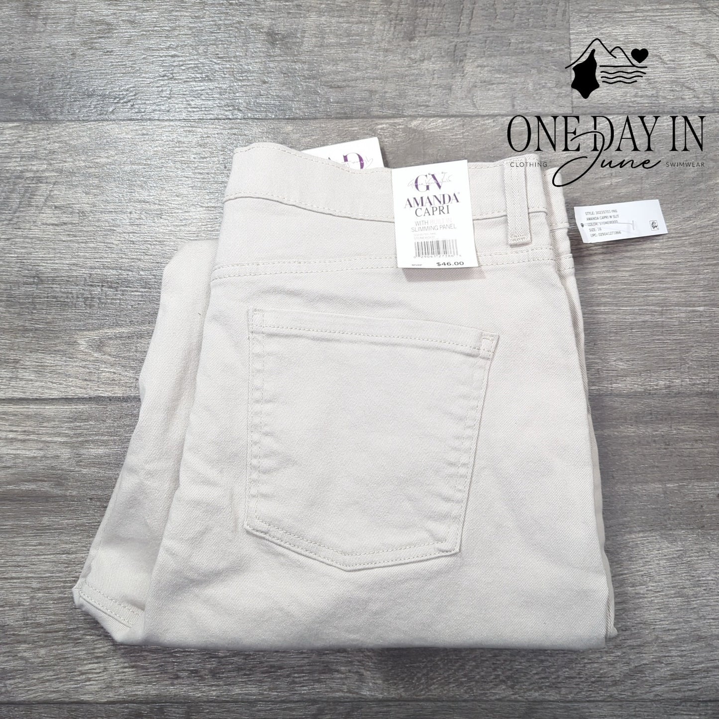 Gloria Vanderbilt Amanda Capri Jeans Size 16