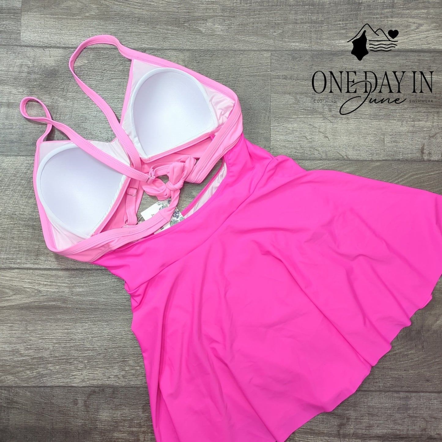 B2Prity Cross Front Tie Back Cut Out Swimdress Swimsuit Size 2XL