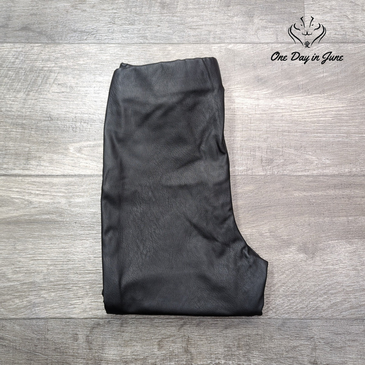 Good American Faux Leather Pull On Skinny Ankle Pants Black Size 1