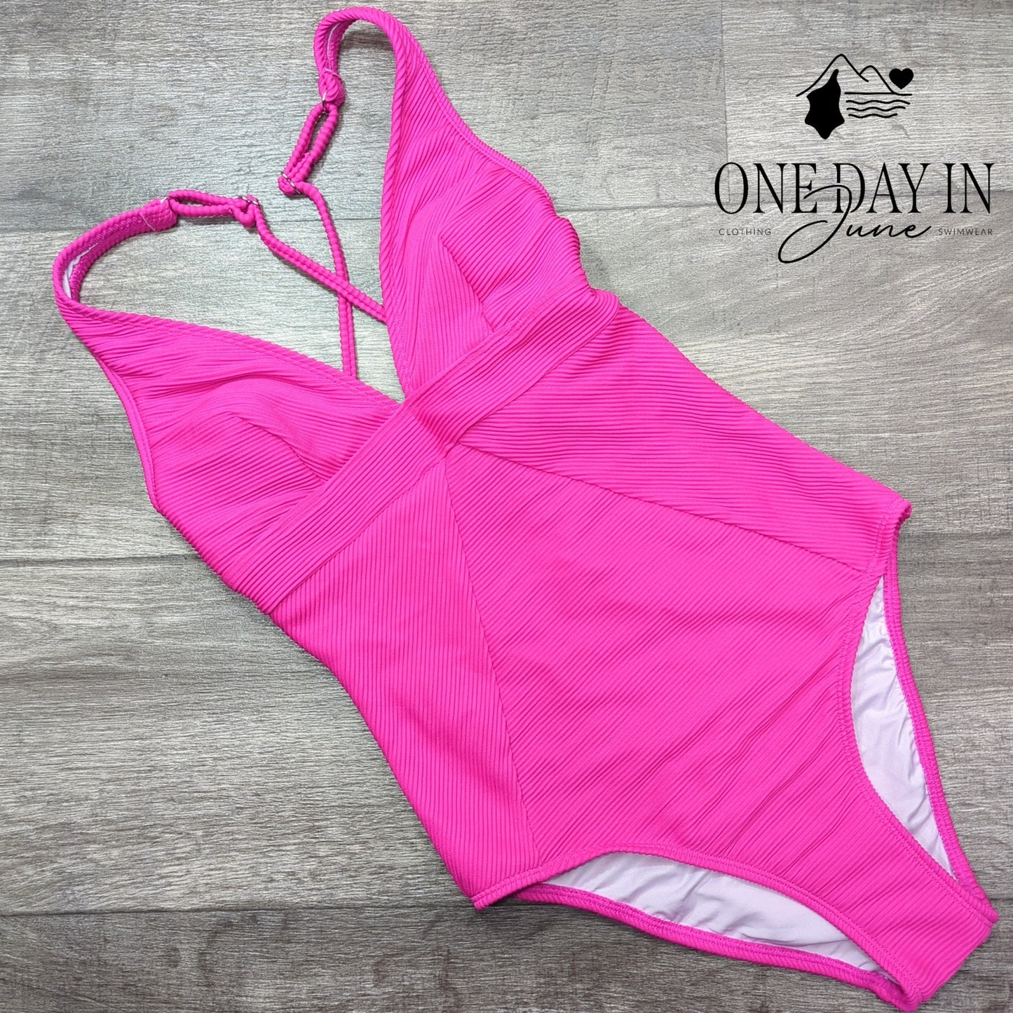 Cupshe Textured One Piece Swimsuit Size XS