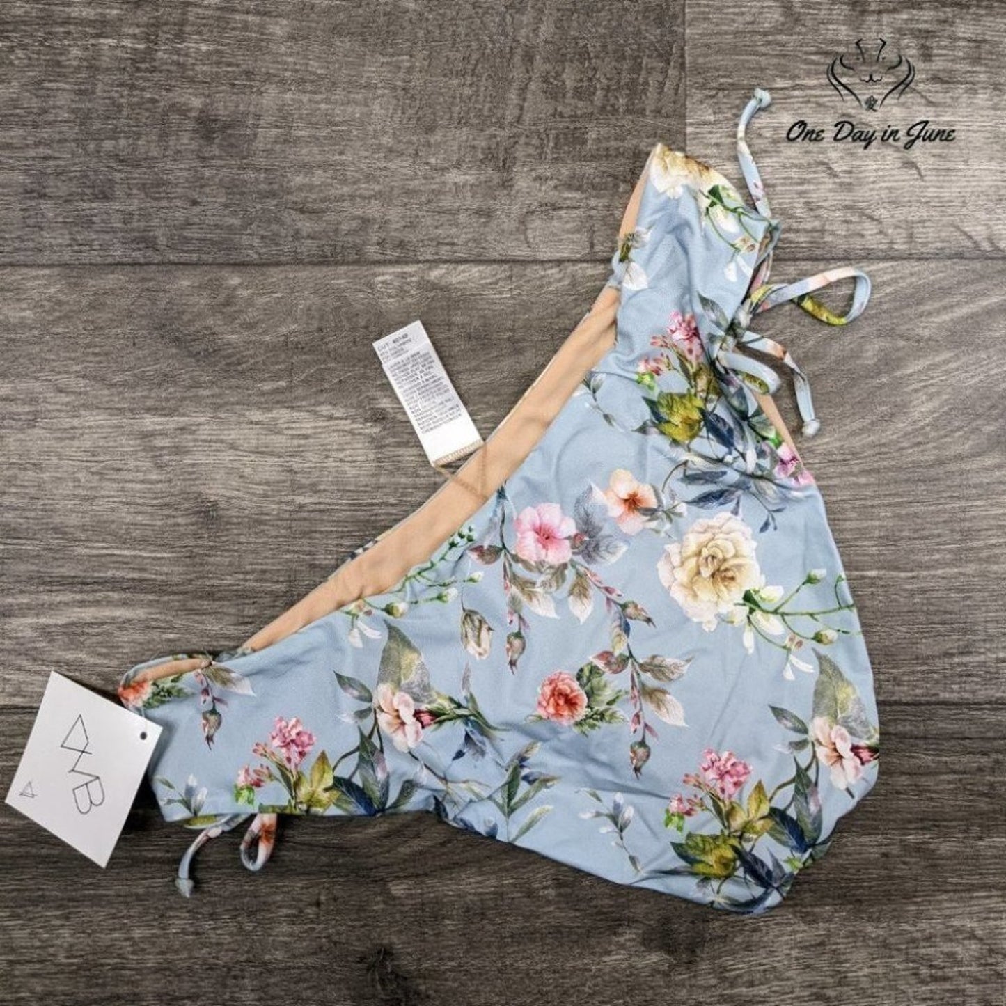 Vicious Young Babes Doll Face Cinched Bikini Bottom Size L