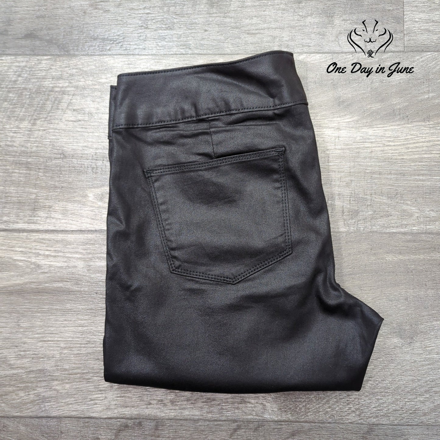 The Limited 678 Coated Skinny Jeans Size 10