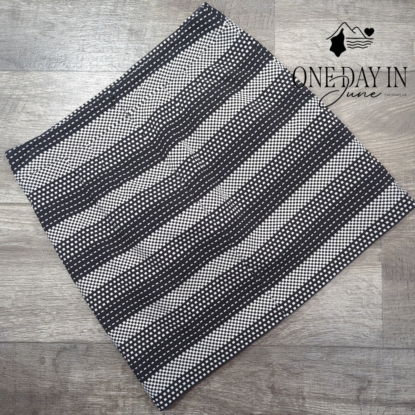 Loft Petite Mini Skirt Size 4P