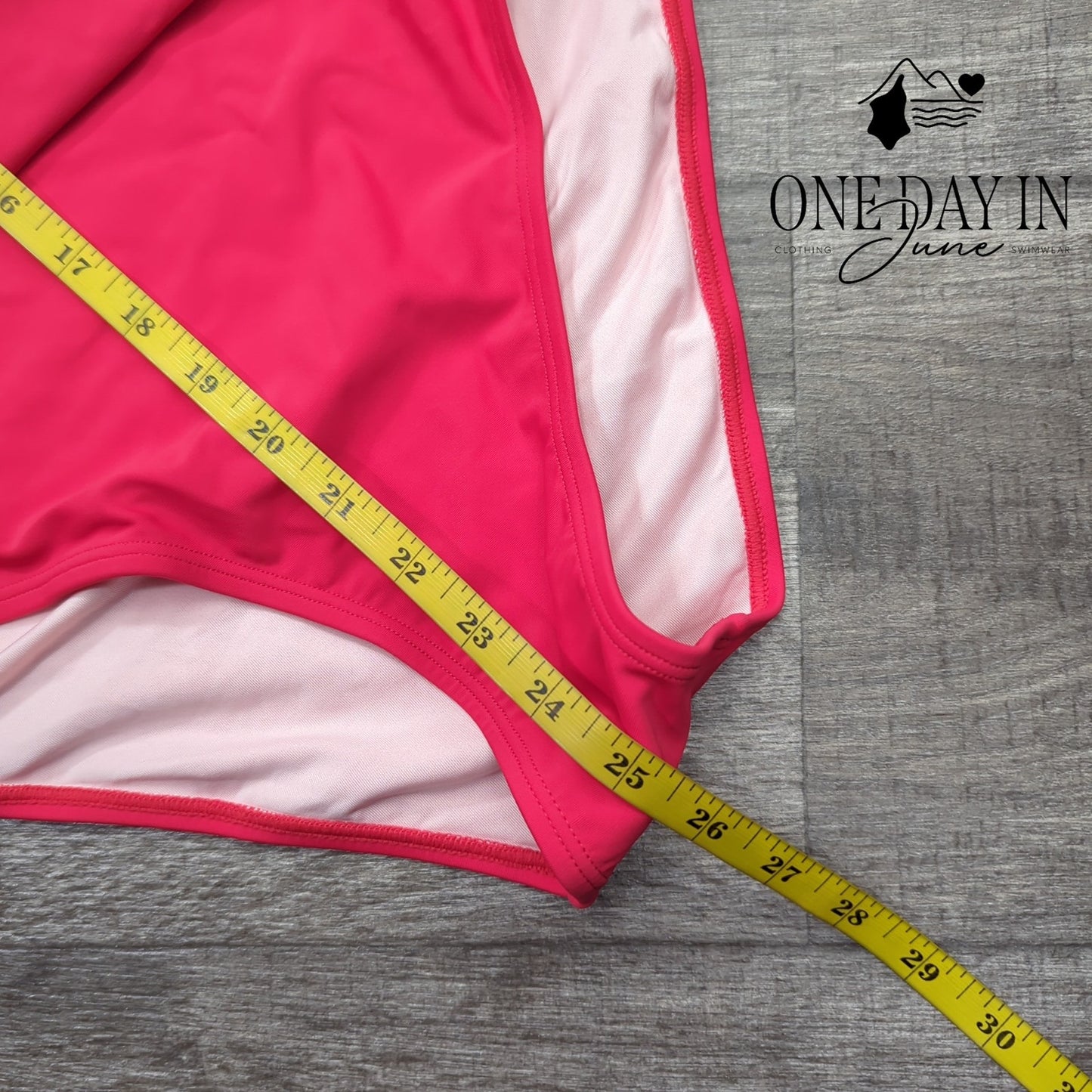 Cupshe Halter Tummy Control One Piece Swimsuit Size L