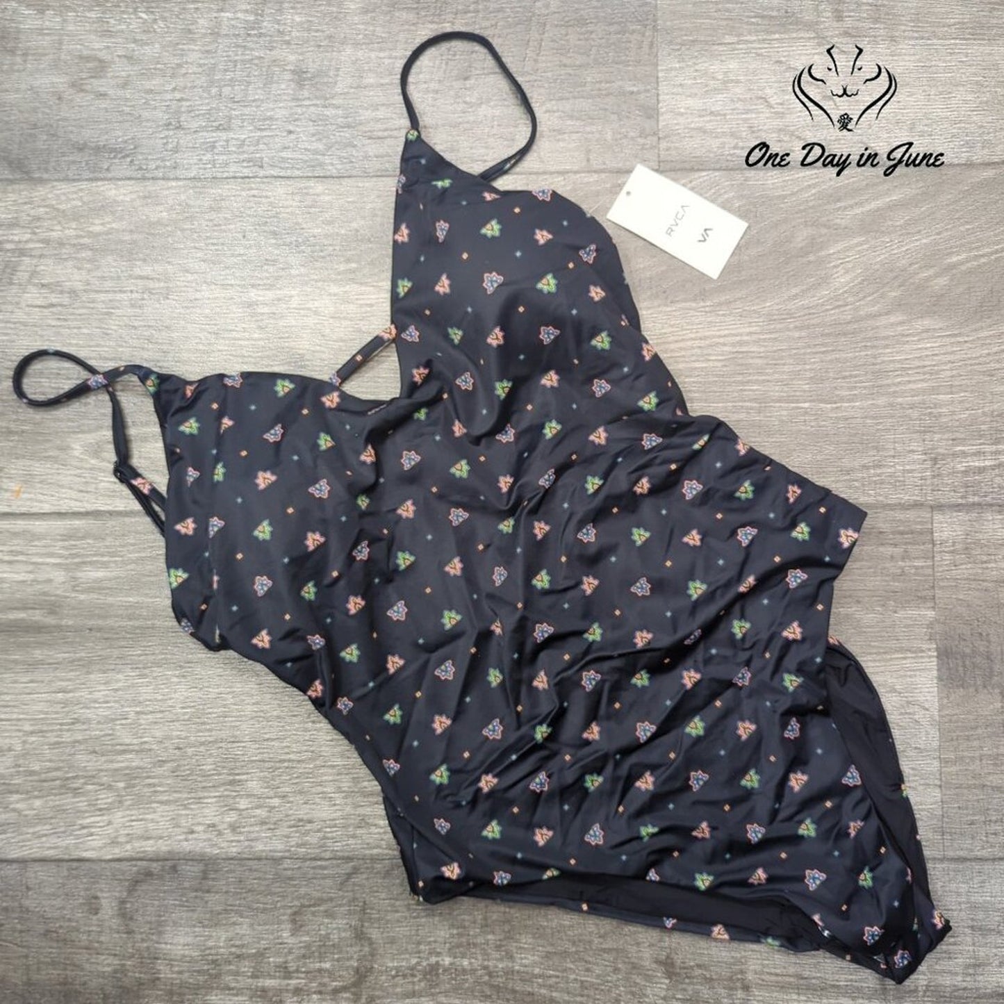 RVCA Foulard Medium Coverage One Piece Swimsuit Size M