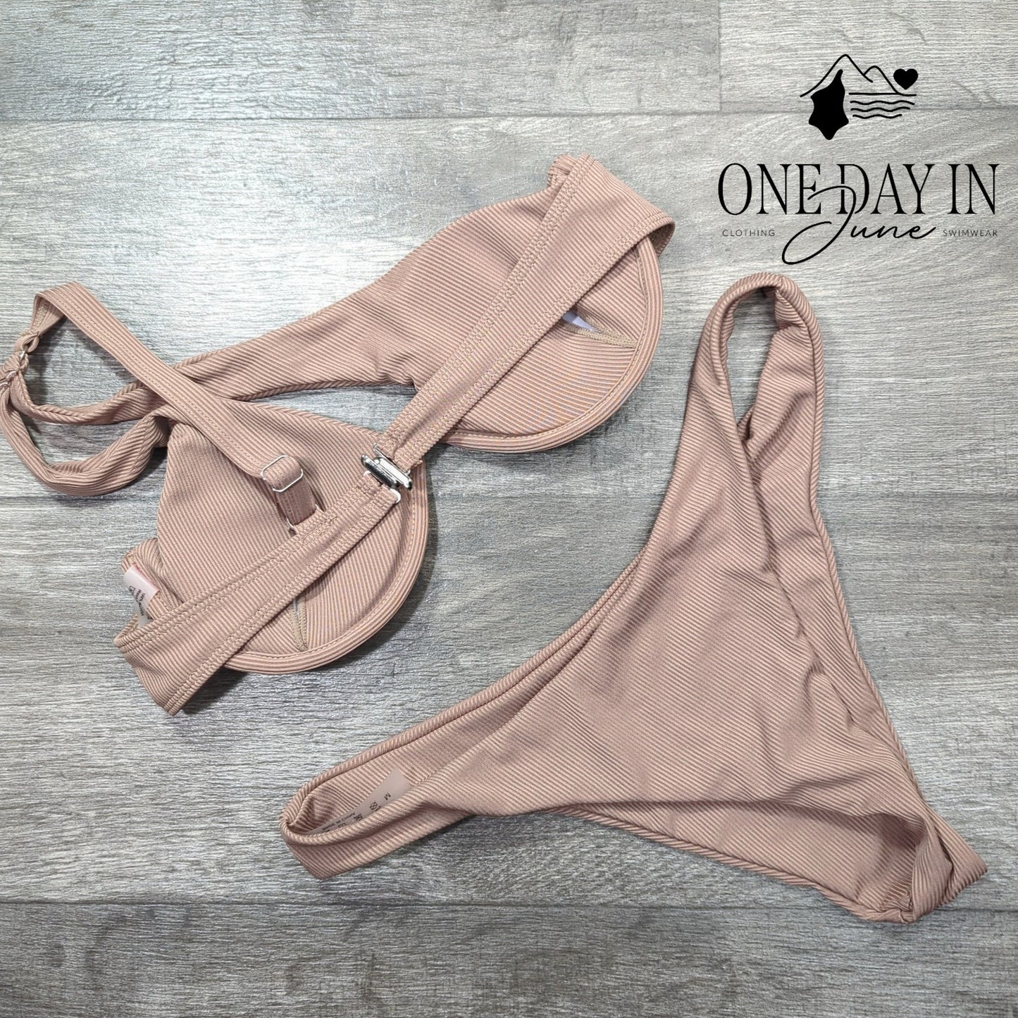 Aleumdr Ribbed Underwire Thong Bikini Swimsuit Size M