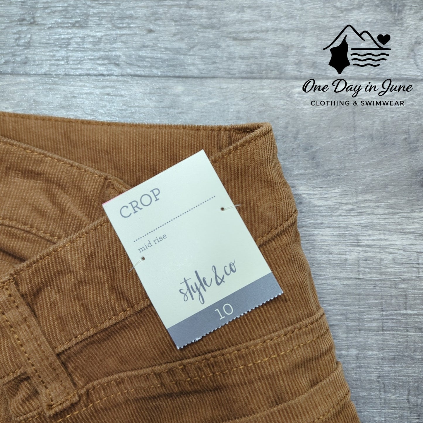 Style & Co. Core Mid Rise Crop Corduroy Pants Size 10