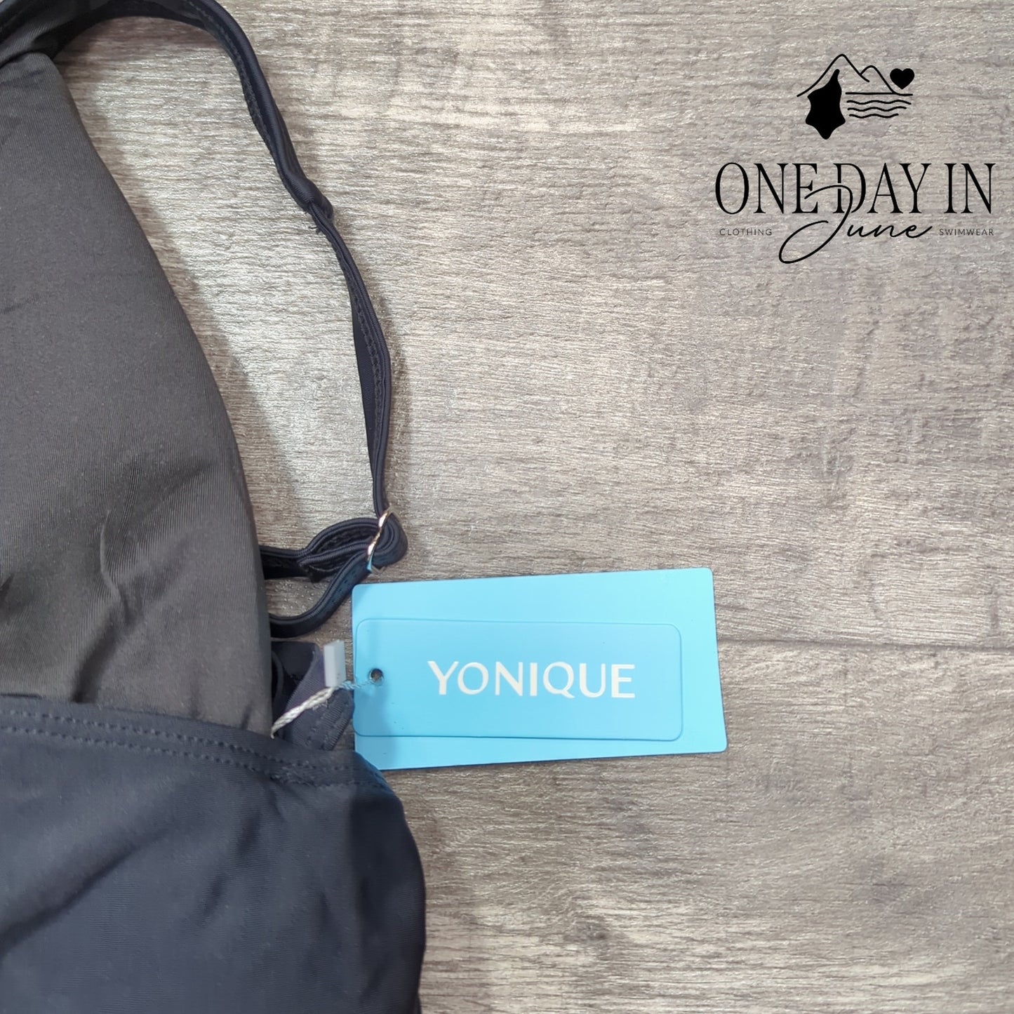 Yonique Cross Front Tankini Swimsuit Size L