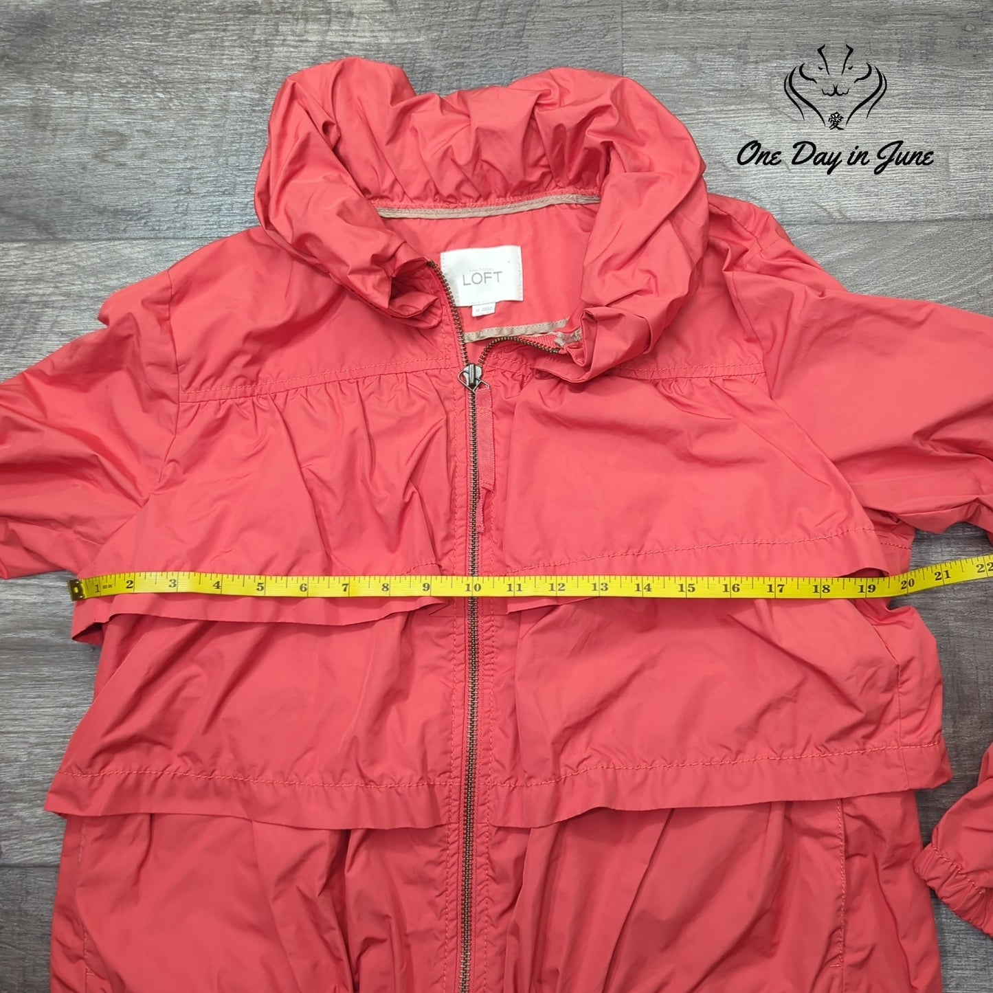 Loft Zip Front Jacket Size M