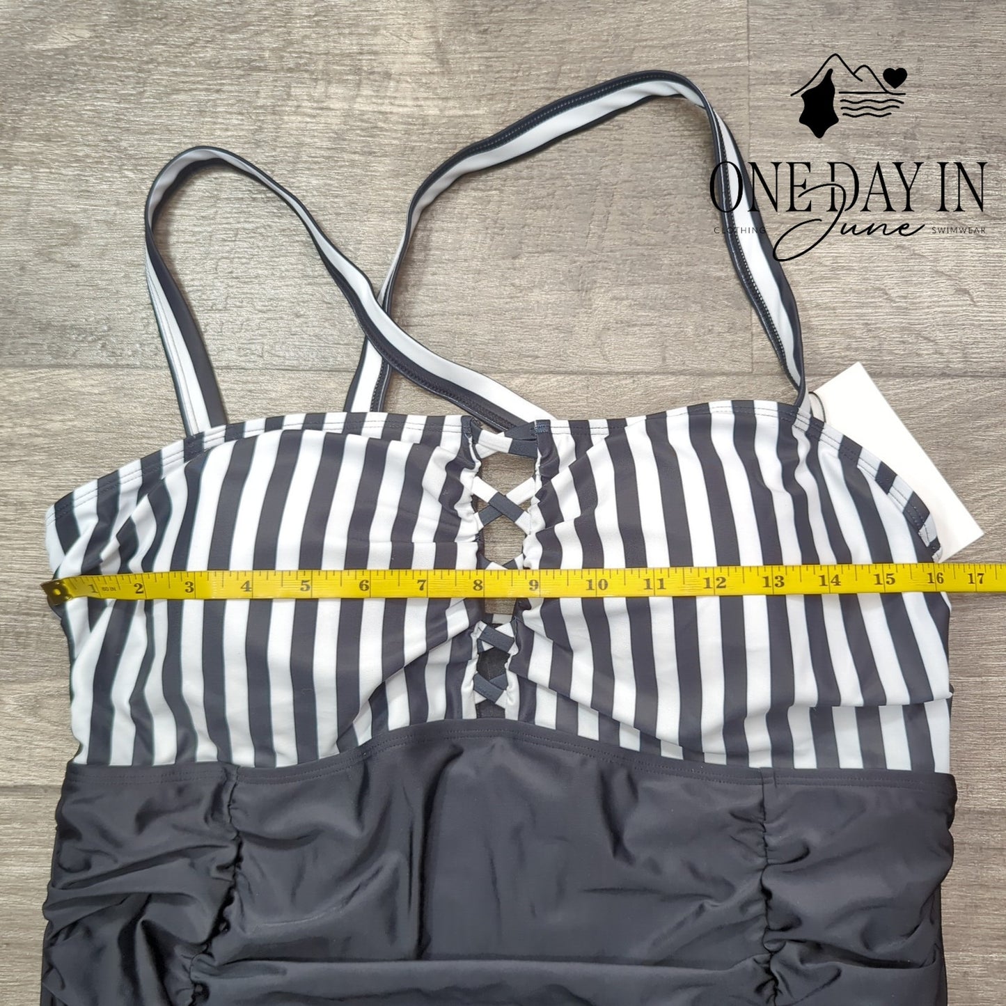 Hanna Nikole Plus Size One Piece Swimsuit Size 18W