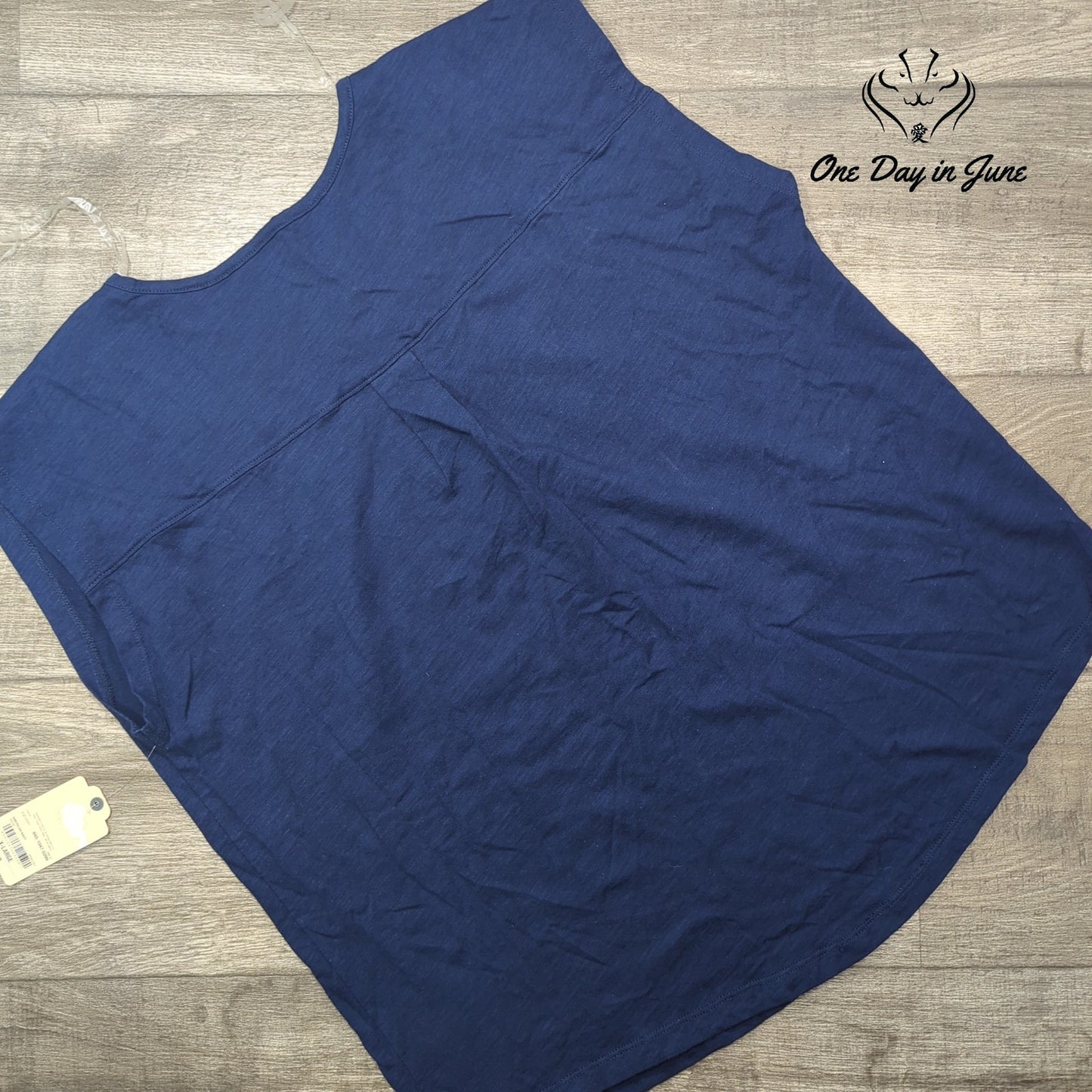 St. John's Bay Sleeveless V Neck Top Size XL