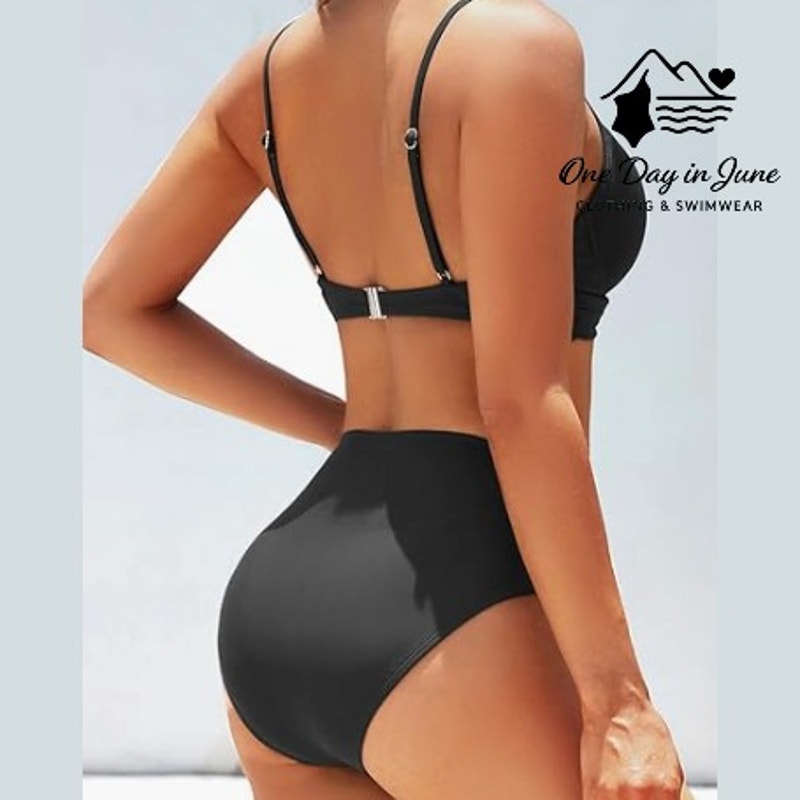Aqua Eve Molded Cup Cross Front Bikini Swimsuit Size M