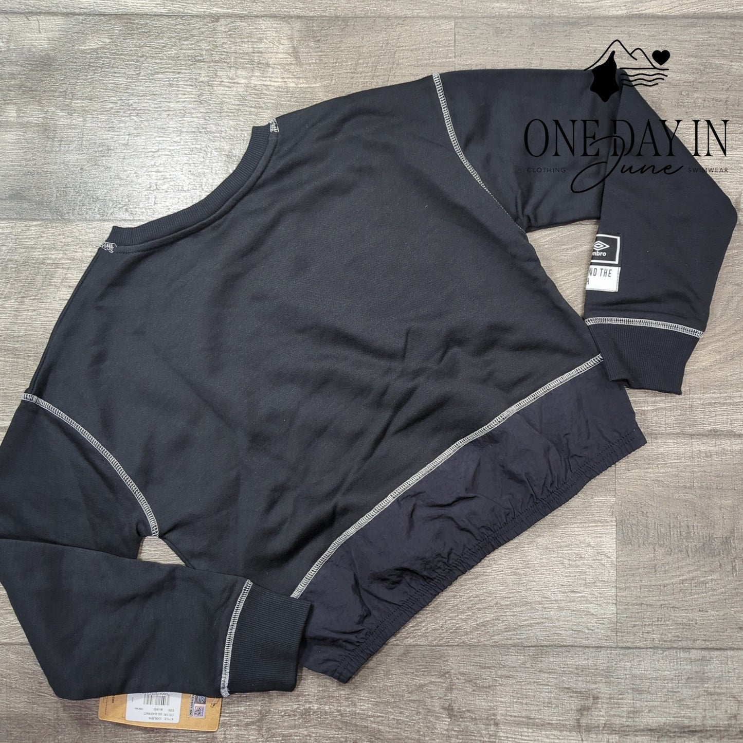 Umbro Pullover Sweatshirt Size M (10/12)