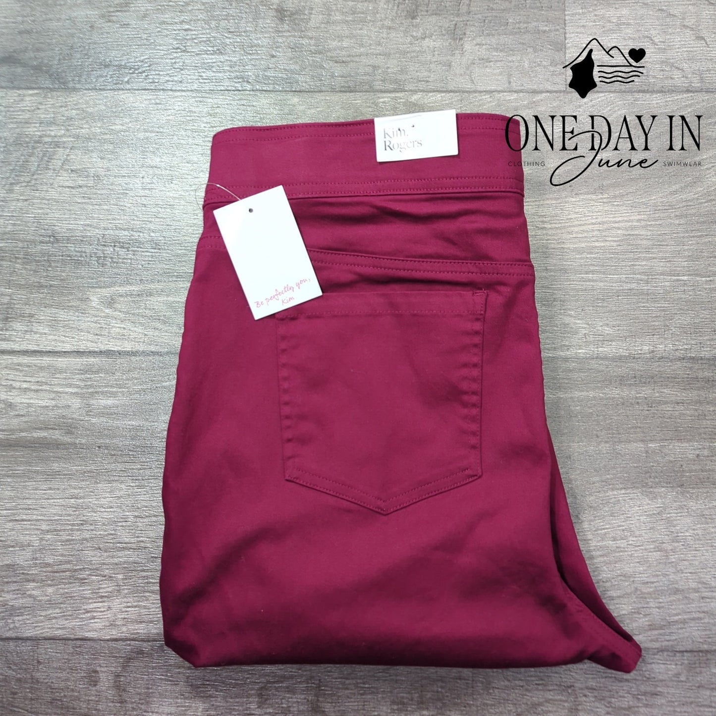 Kim Rogers Pull On Super Stretch Straight Leg Pants Size 14