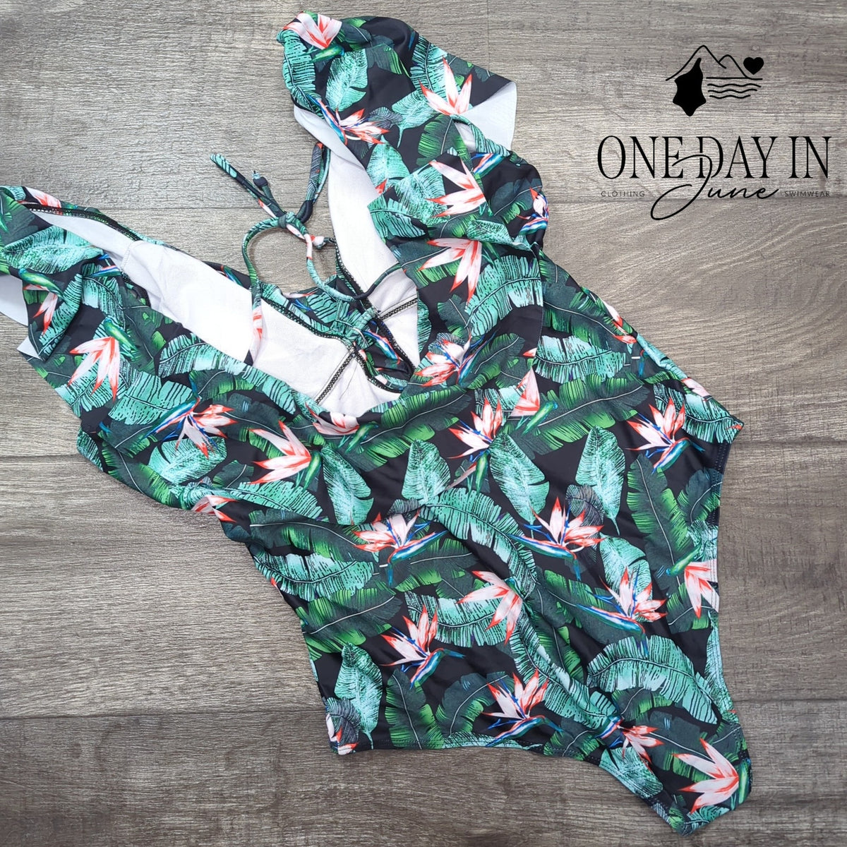 Sporlike Tropical Floral Ruffle Plunge V Neck One Piece Swimsuit NWT Size XL