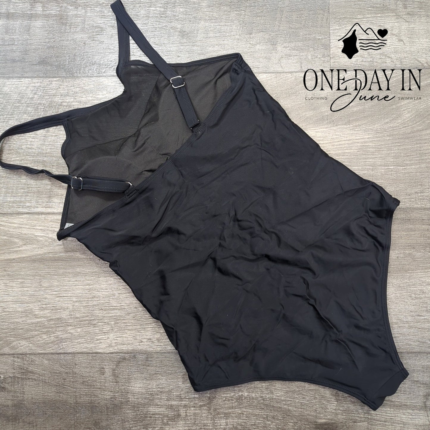 Suuksess High Neck Mesh One Piece Swimsuit Size L