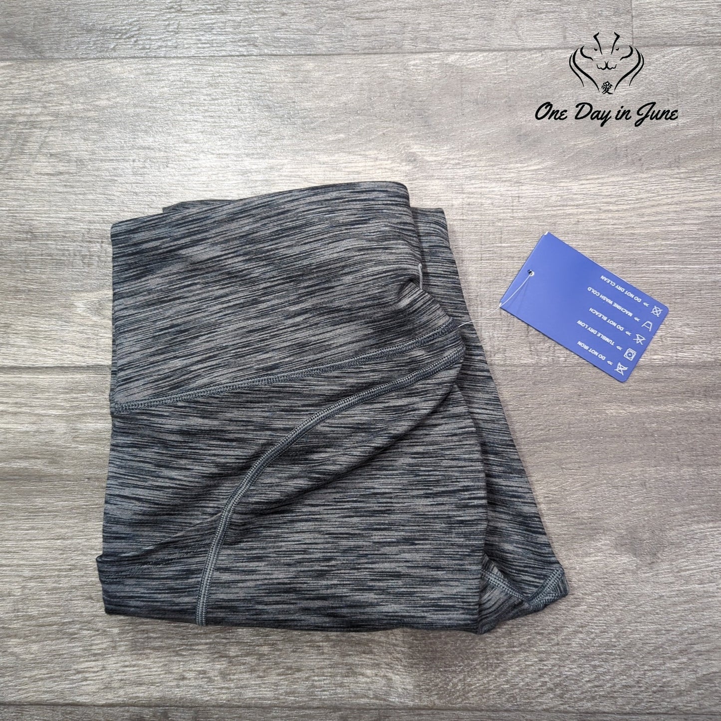 Iuga Capri Yoga Pants Size L