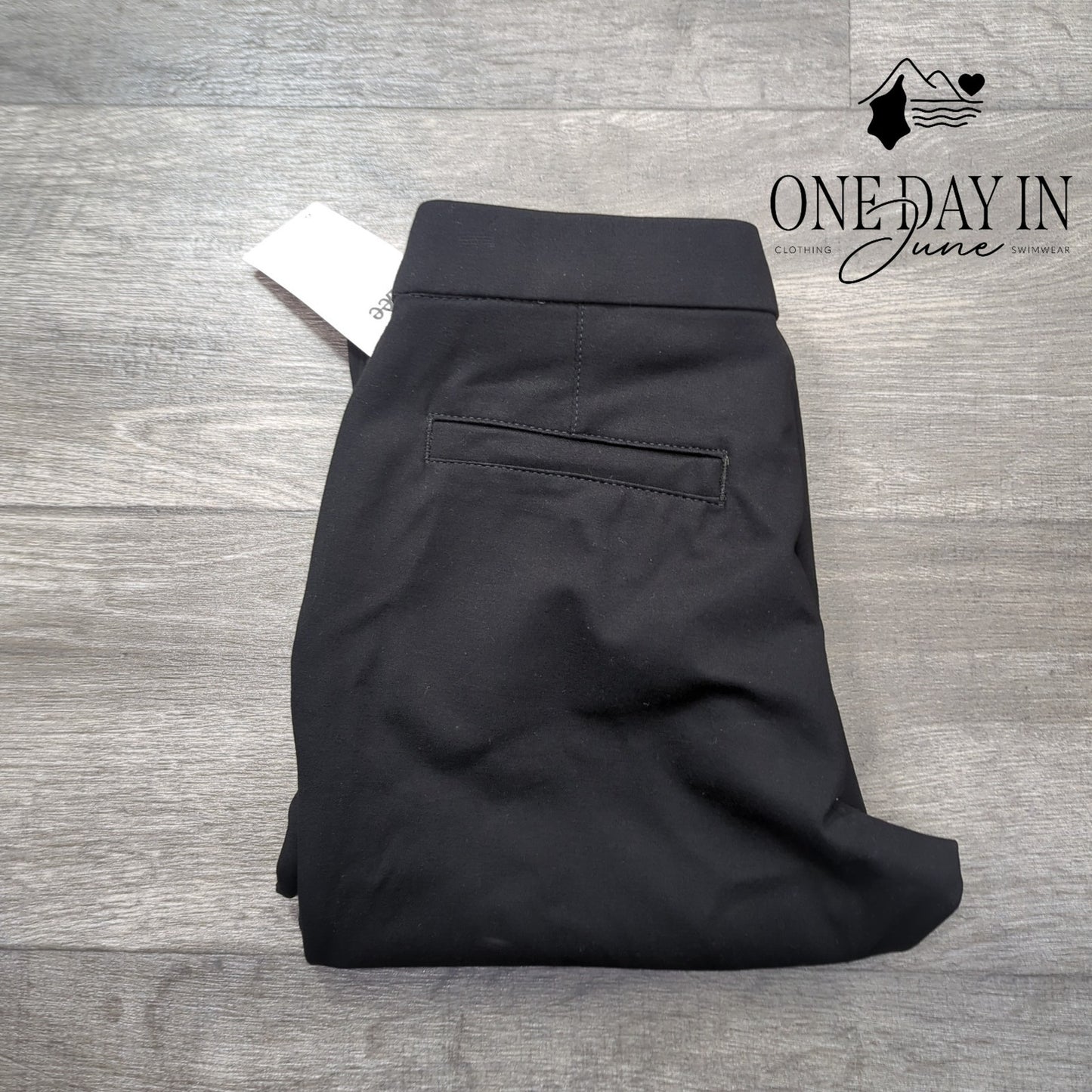 Lee Pull On Ankle Pants Size 6