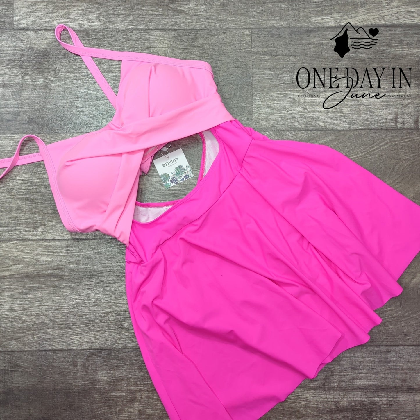 B2Prity Cross Front Tie Back Cut Out Swimdress Swimsuit Size 2XL