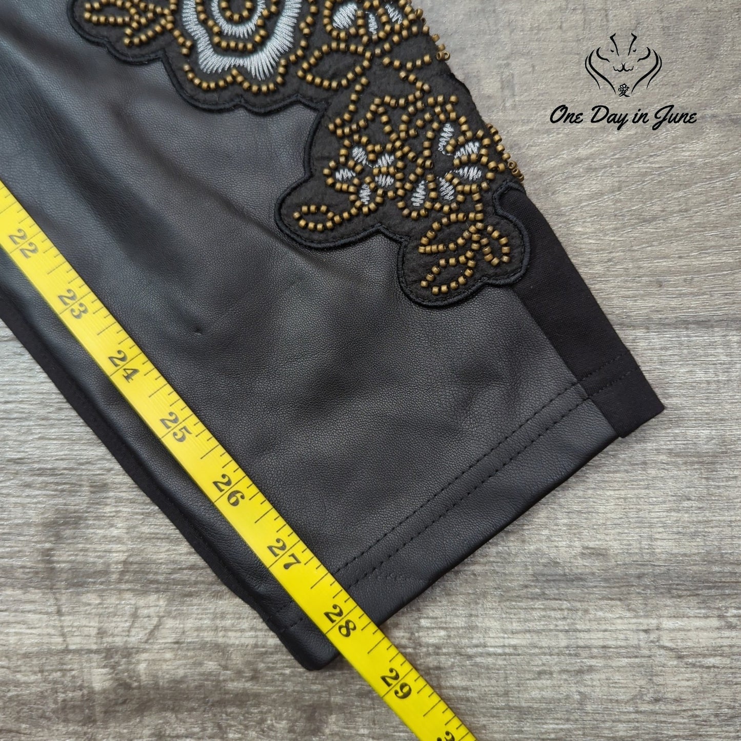 G by Giuliana Faux Leather Embellished Legging Pants Size 10
