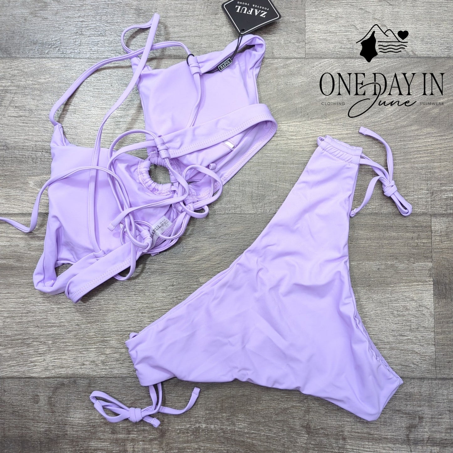 Zaful Tie Back Keyhole Bikini Swimsuit Size L