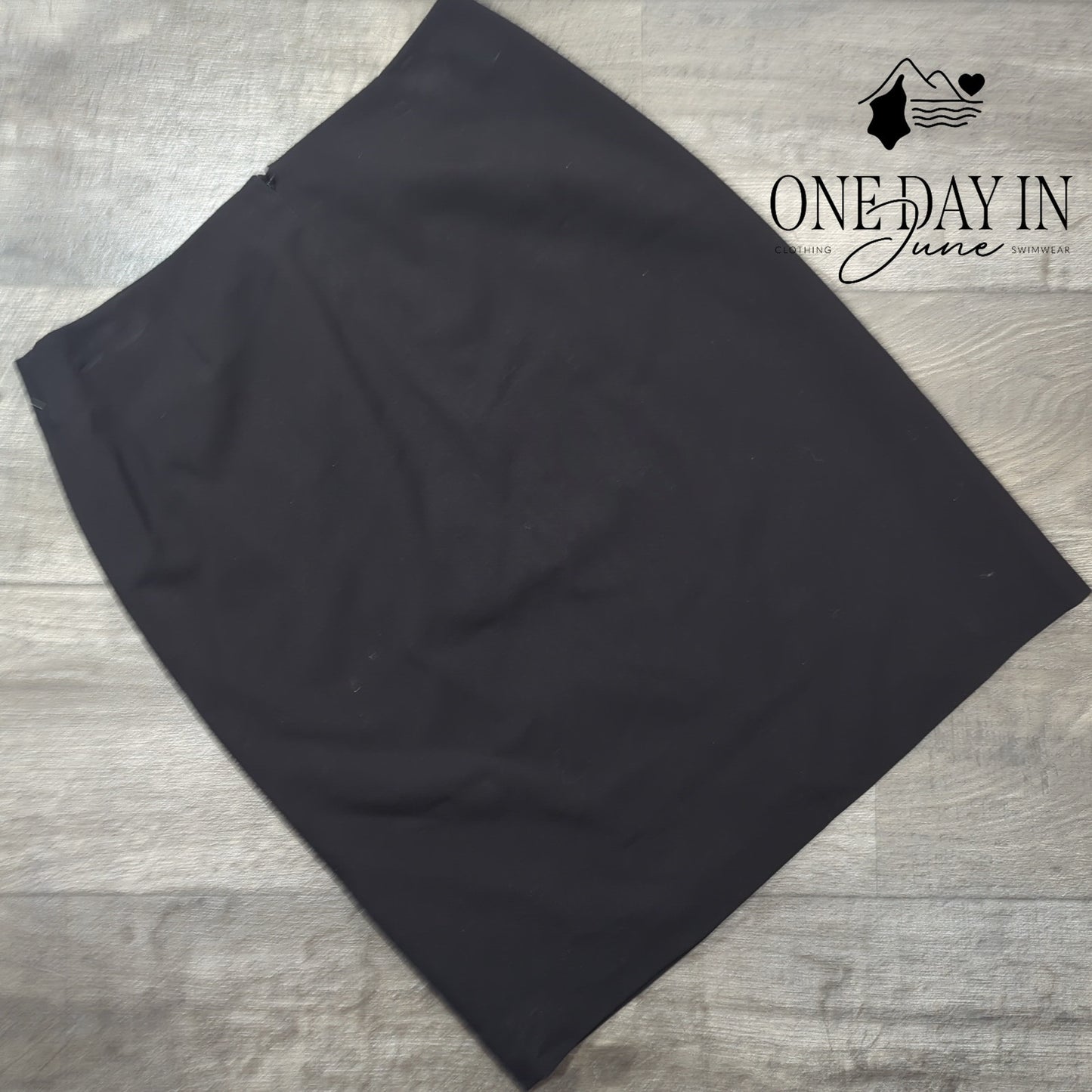 The Limited Wear to Work Essentials Skirt Size 10