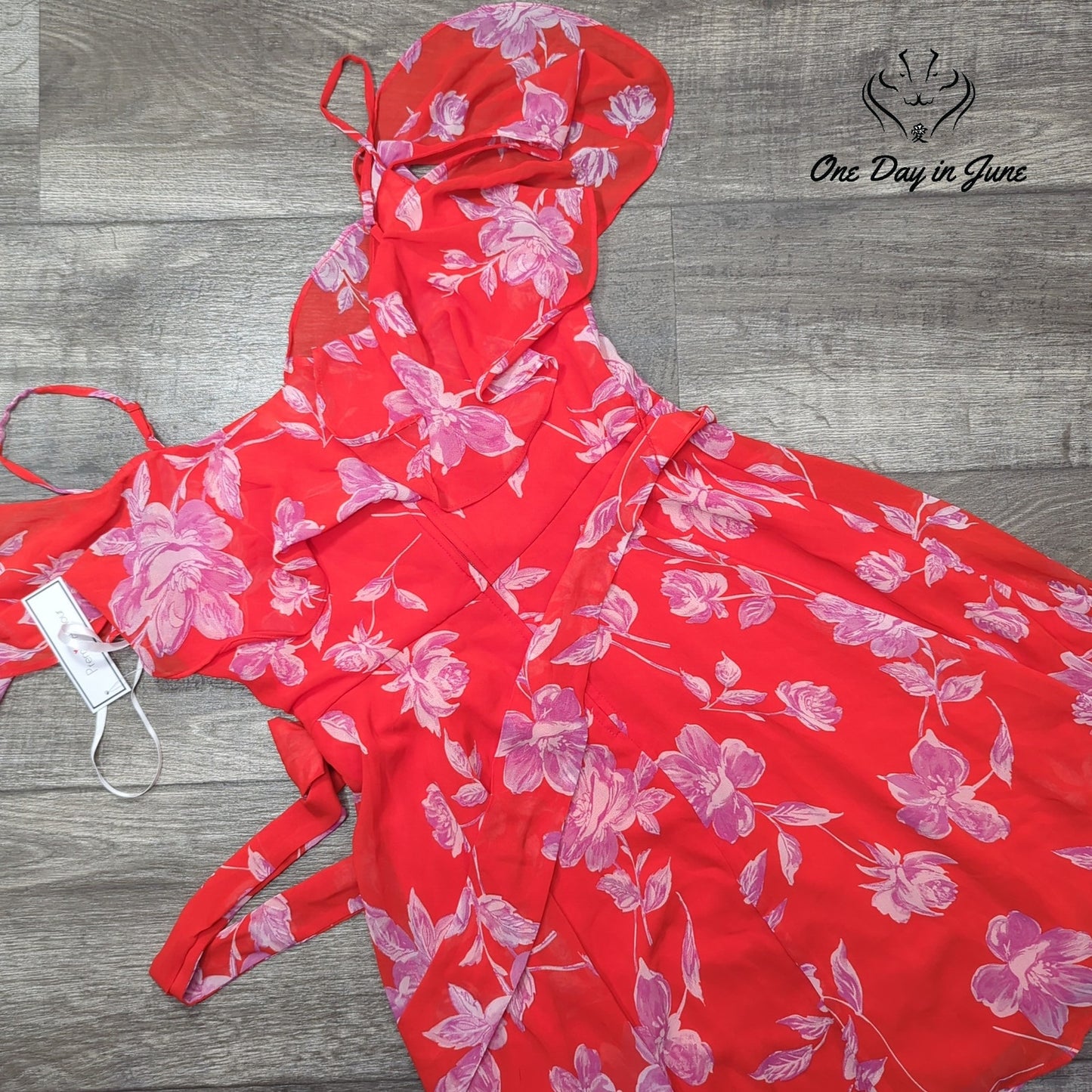 Premier Amour Off Shoulder Spaghetti Strap Mini Dress Size S