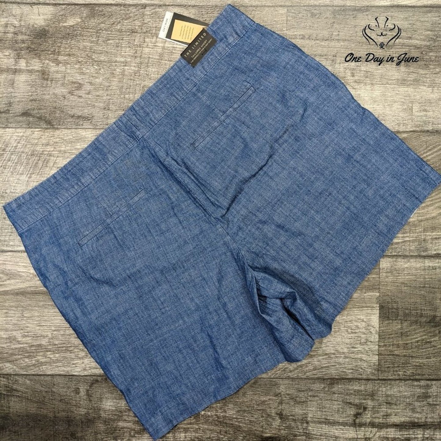 The Limited Chambray Tailored Shorts Size 16