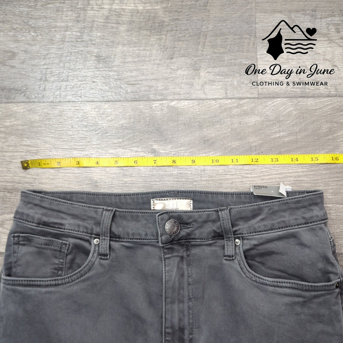 Kut from the Kloth Kendra Denim Maxi Skirt Size 6
