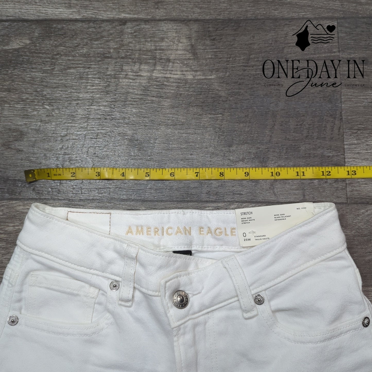 American Eagle Outfitters Mom Jean Jeans Size 0