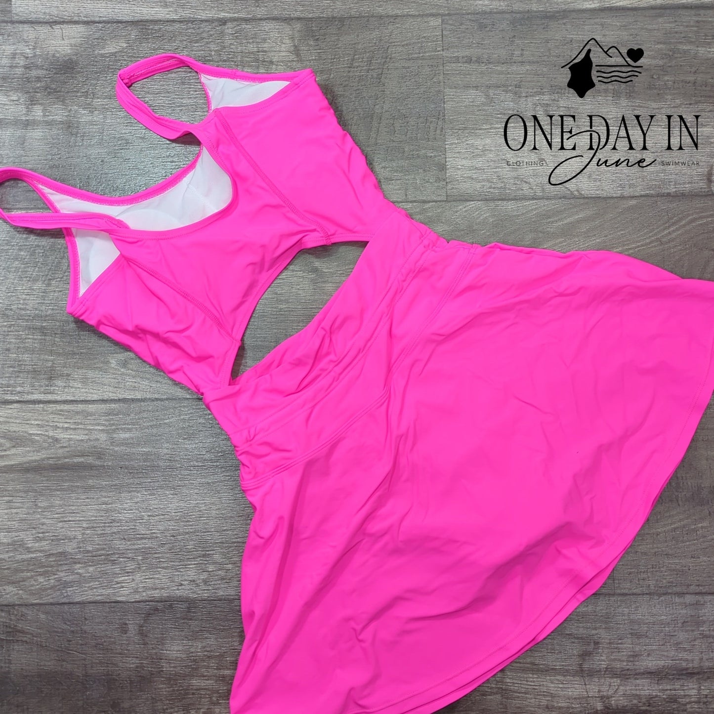 CharmLeaks Cutout Skirted One Piece Swimsuit Size S