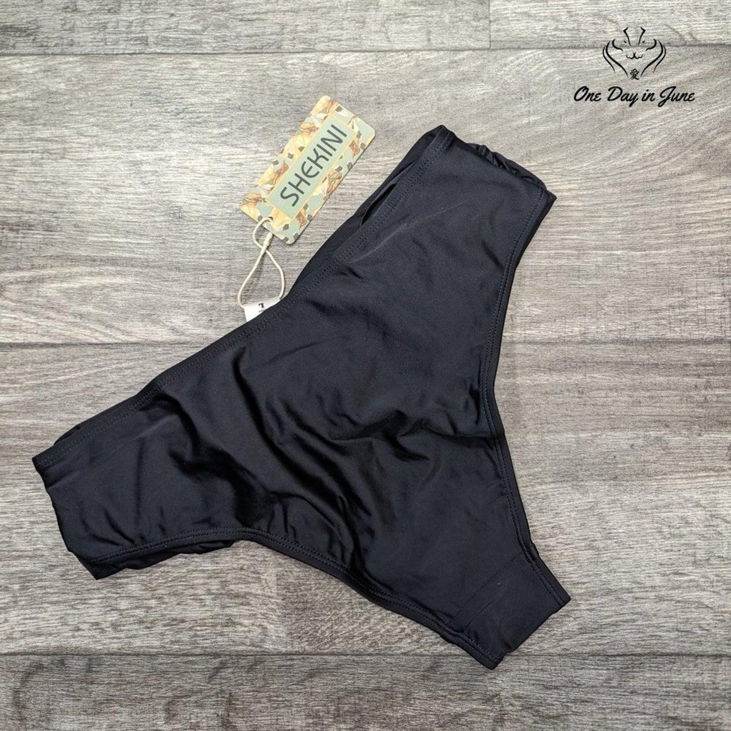 Shekini Bowfront Bikini Bottom Size L