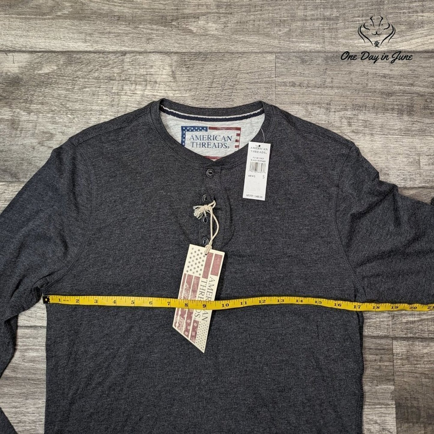 American Threads Long Sleeve Tee Shirt Size S