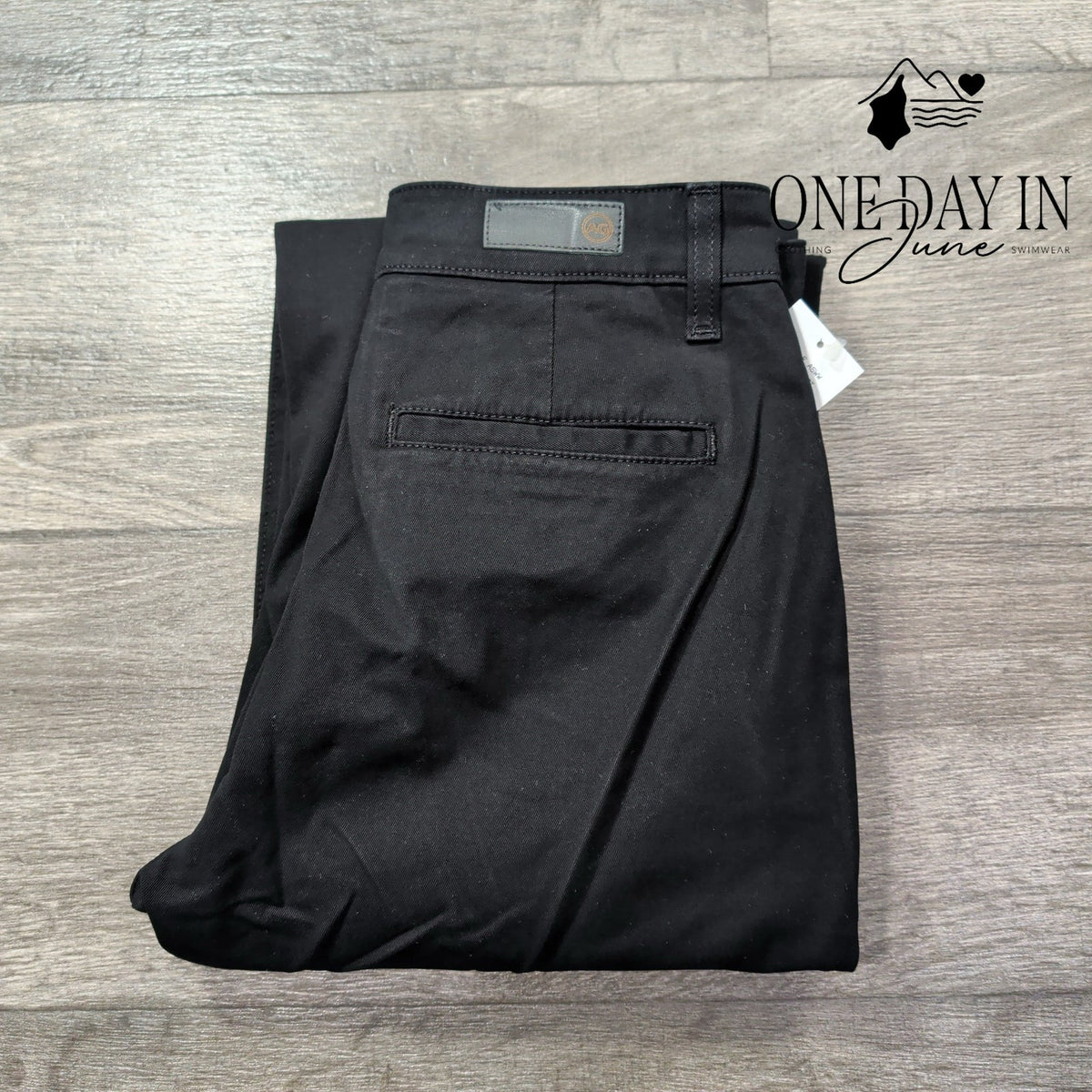 AG Adriano Goldschmied The Layla Cropped Flare Trouser Pants Black NWT 27 Size 4