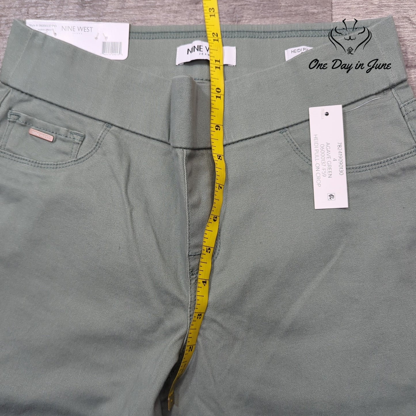 Nine West Heidi Pull On Crop Pants Size 4