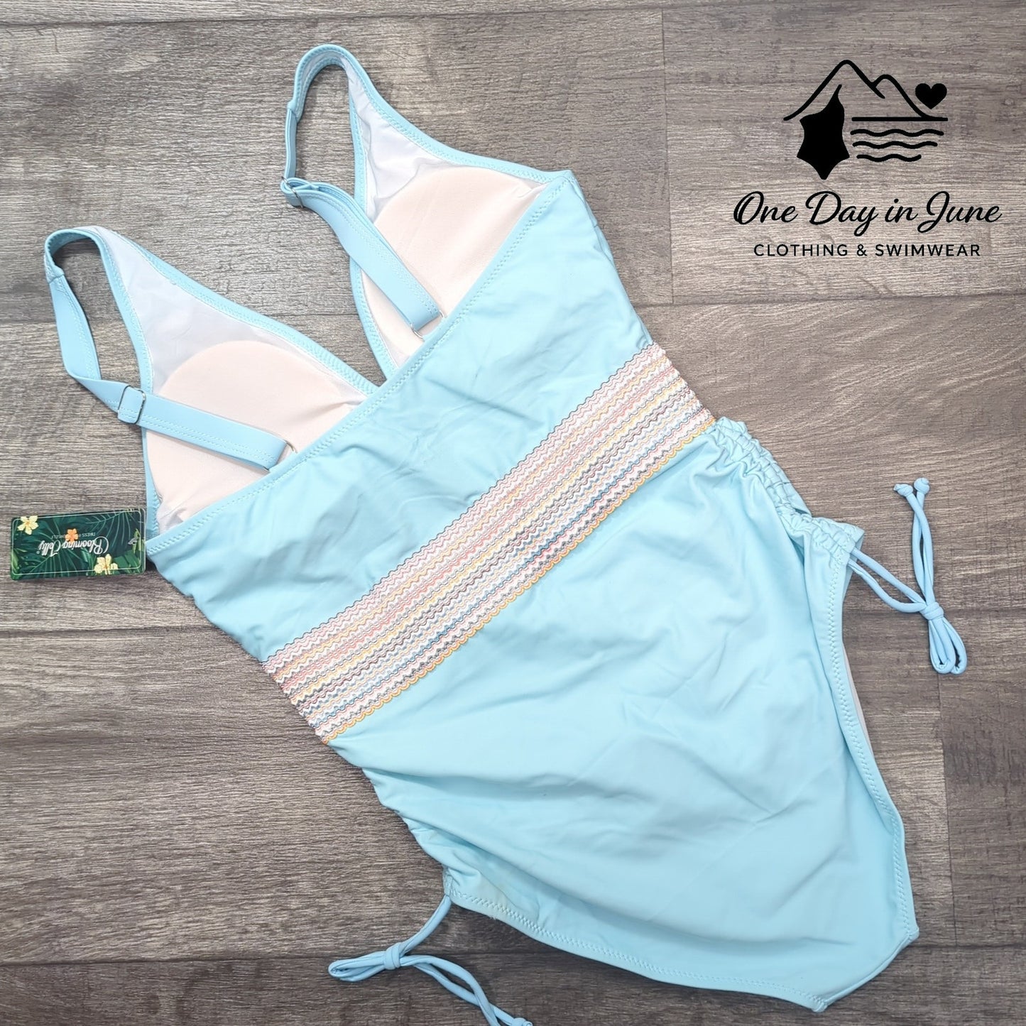 Blooming Jelly V Neck Embroidered Ruched One Piece Swimsuit Size M