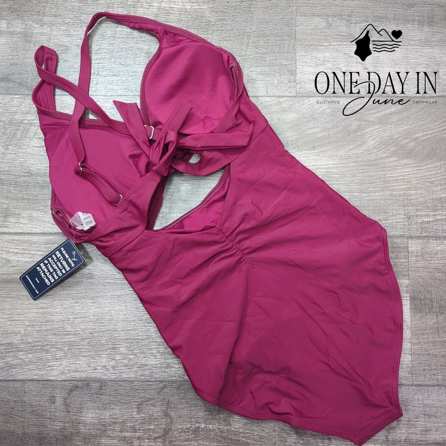 Blooming Jelly Ruched Cutout One Piece Swimsuit Size M