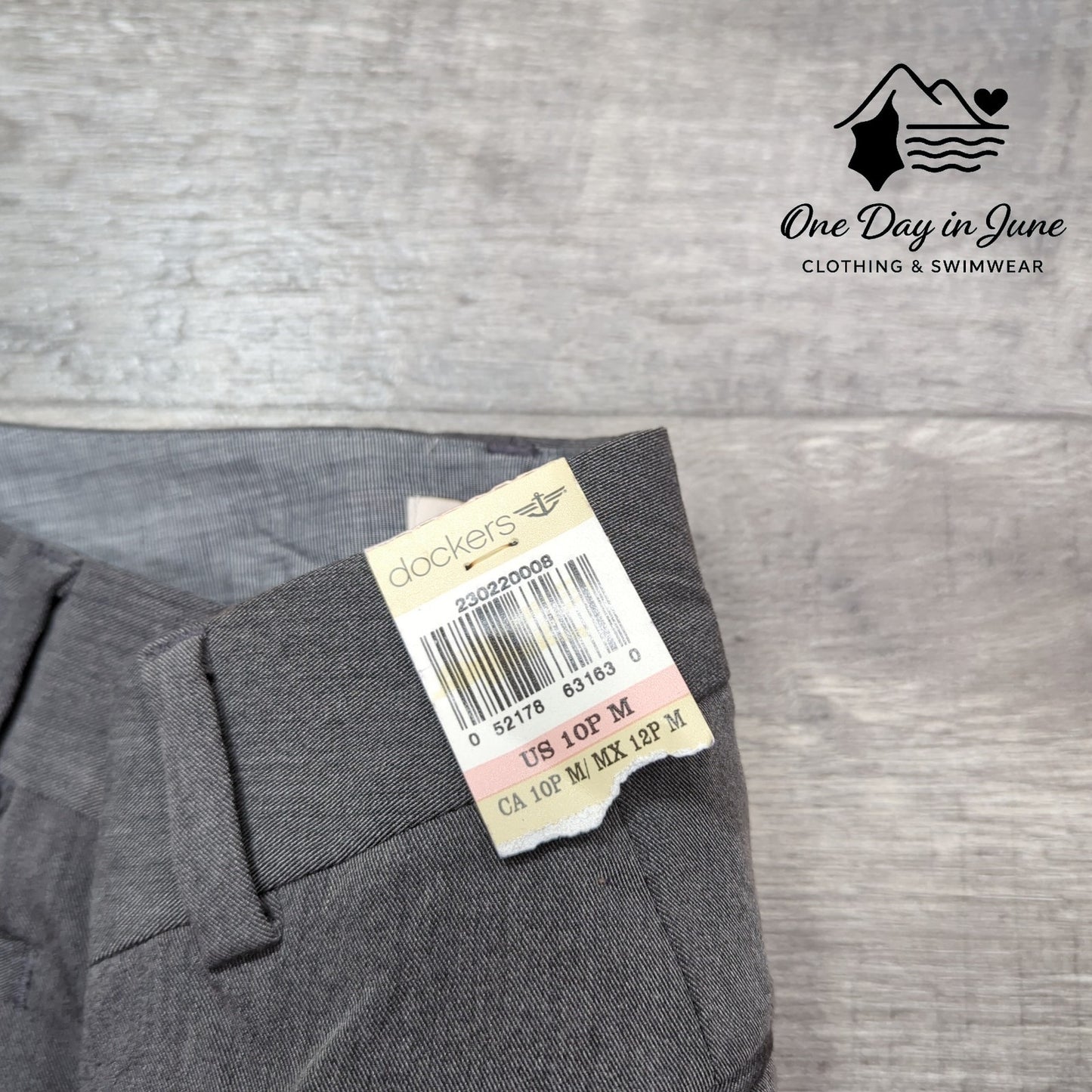 Dockers Petite Trouser Leg Pants Size 10P