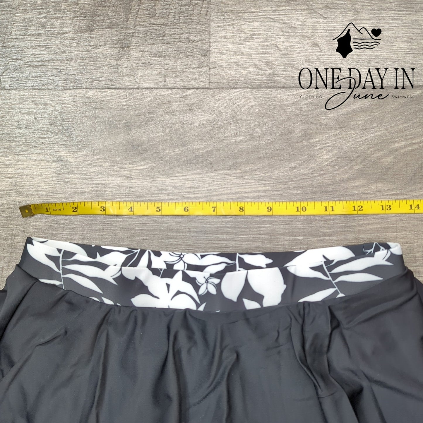 Kate Kasin Skirted Tankini Swimsuit Size M