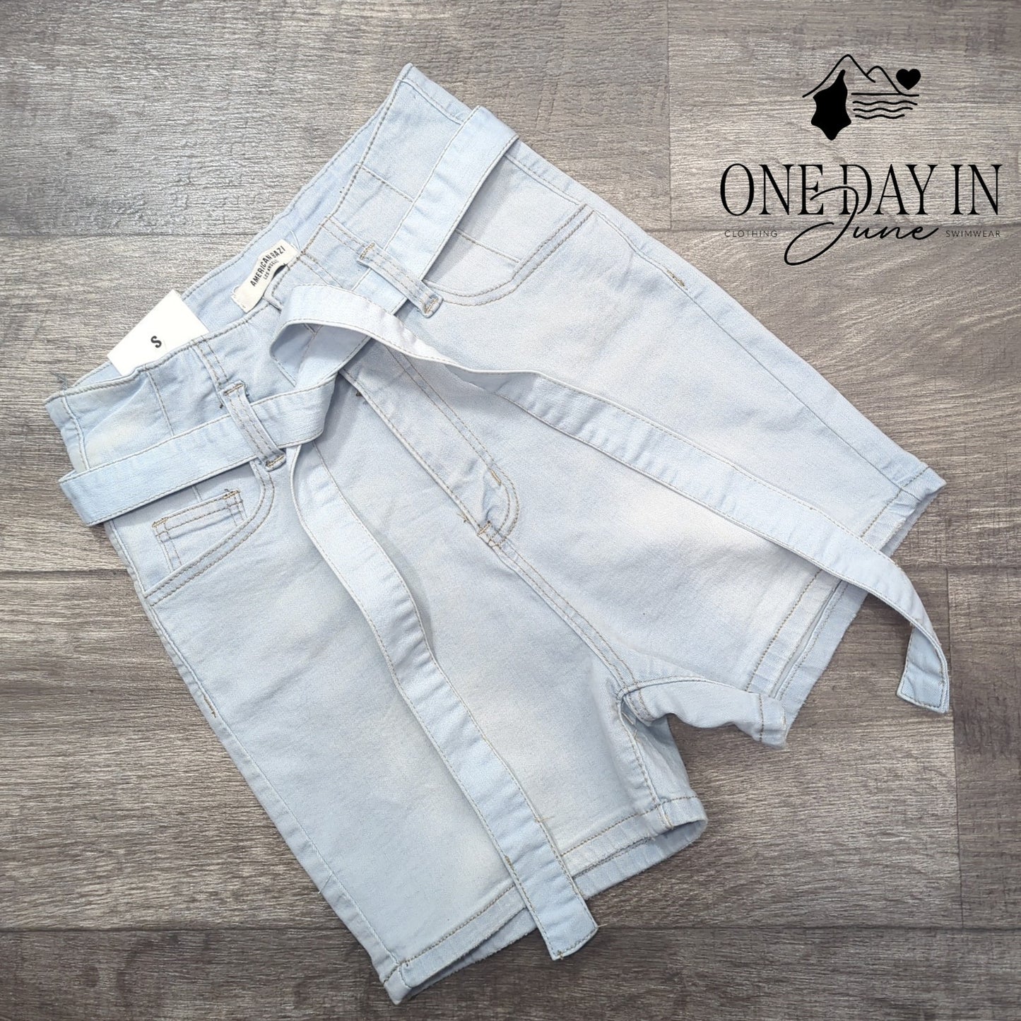 American Bazi High waist Denim Shorts Size S