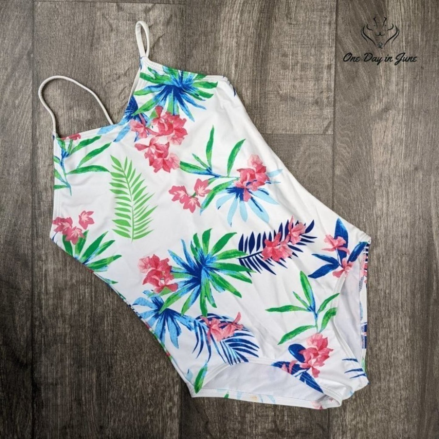 Kanu Surf Daisy Beach One Piece Size 14