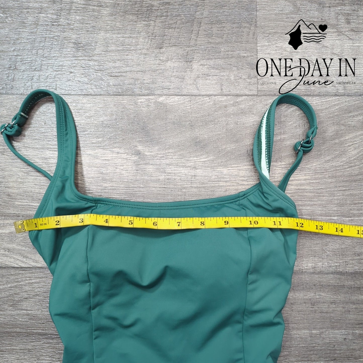Cupshe Slim & Sculpt Lace Up Back One Piece Swimsuit Size XS