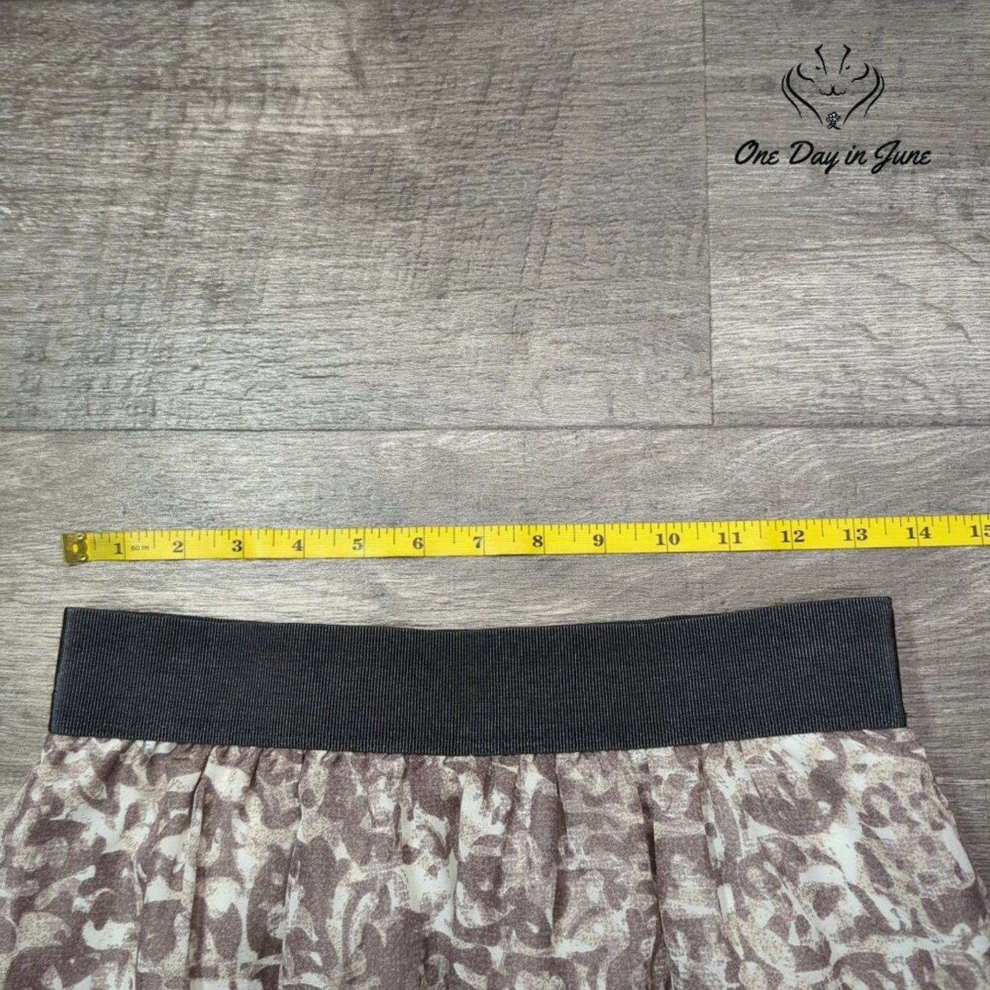 Loft Pull On Skirt Size XS