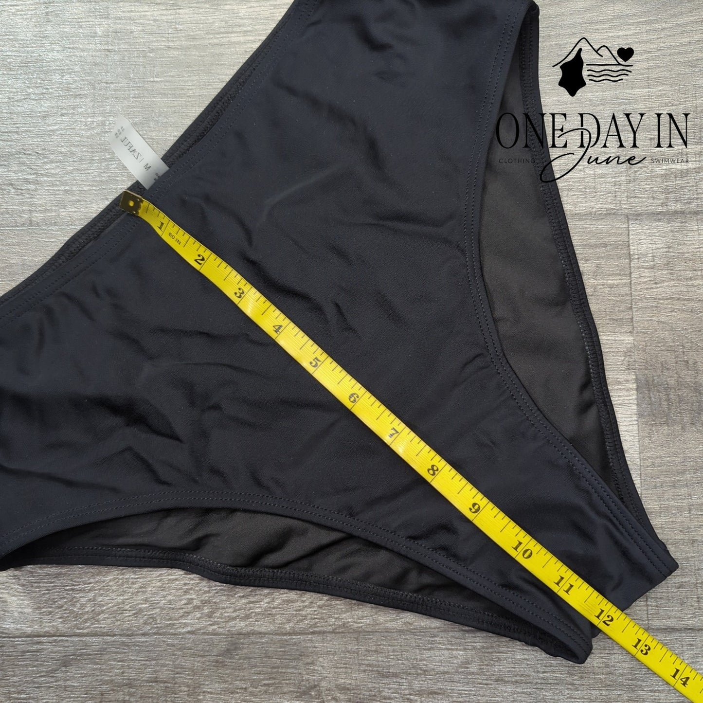 Zaful Twist Front Keyhole Tankini Swimsuit Size M