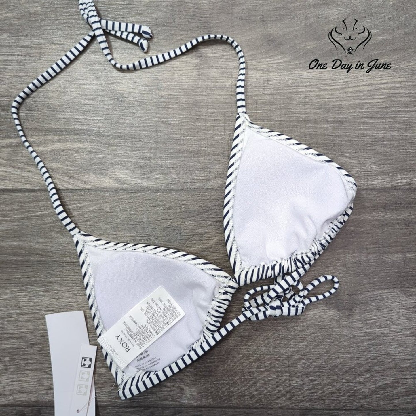 Roxy PT Beach Classics Tiki Triangle Bikini Top Size M